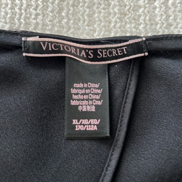 VS Satin cami set - Picture 4 of 6